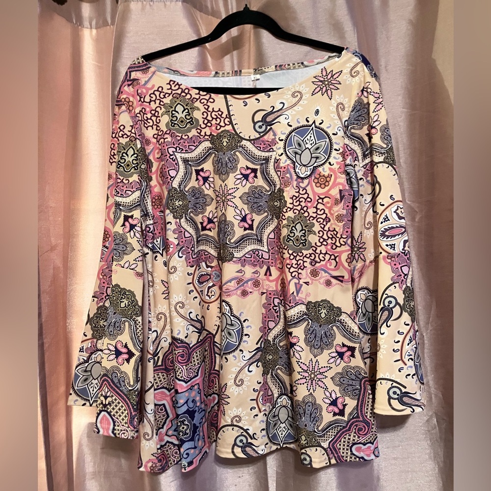 Paisley Blouse with flowing, reneaissance sleeves